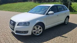 Audi A3 Sportback 1.6TDI 105cv 